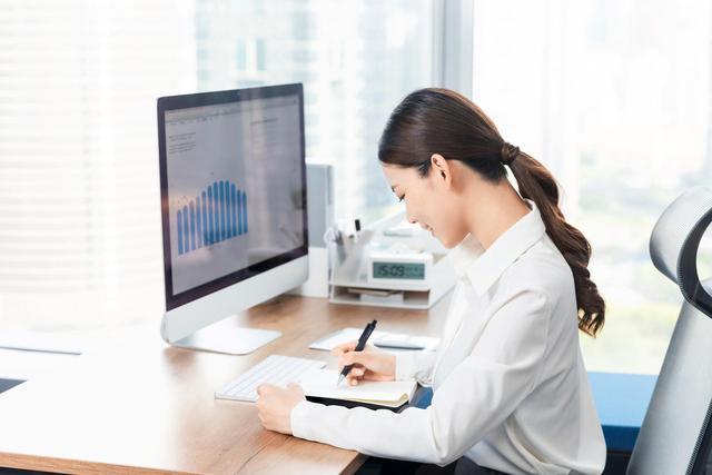 文科汉语言有哪些专业好就业,文科学汉语言文学好还是会计学好