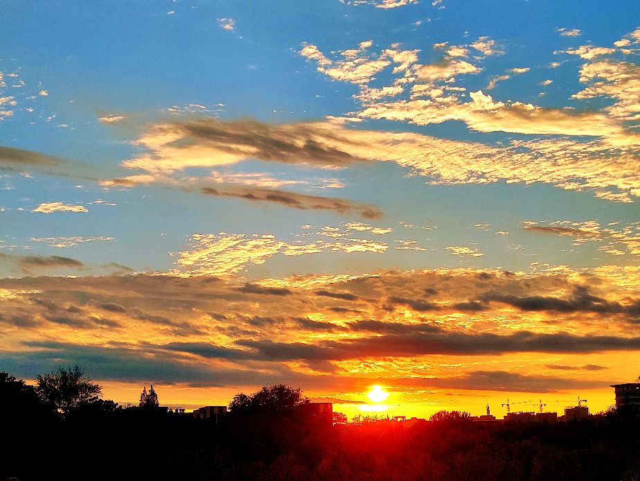 雨后的夕阳无限美图片,雨后的夕阳很美
