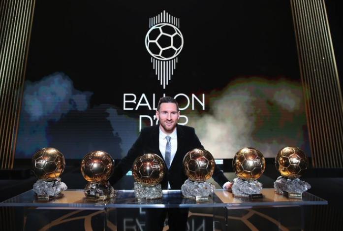 梅西又获奖,梅西再夺两冠