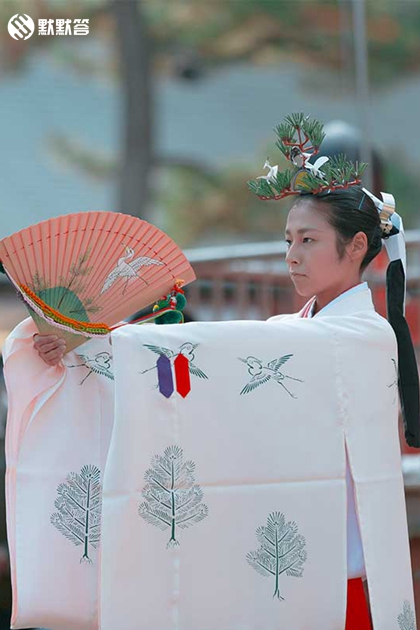 大阪跨年最人气*拜参**景点「住吉大社」，体验传统日本新年习俗