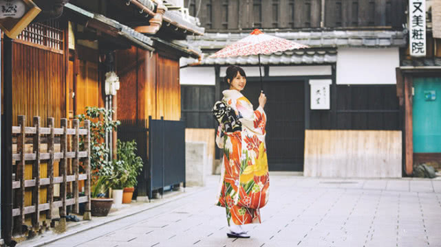 mark一下热门旅游城市值得入手的化妆品手信！