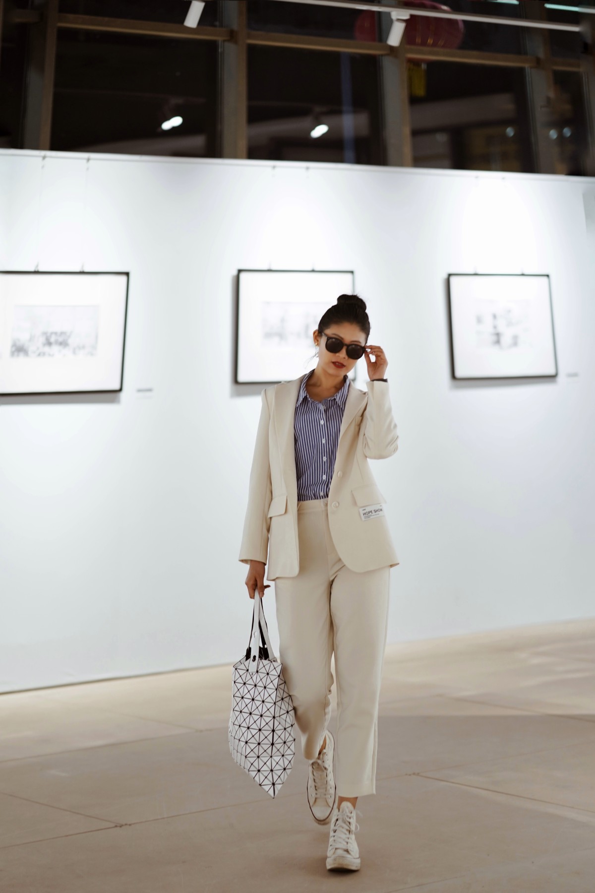 立春之后的时髦实用之选：小西装、风衣和连衣裙