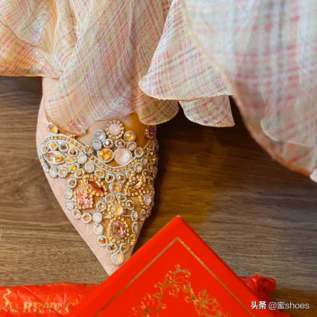 贵妇时尚高跟鞋,贵妇穿的高跟鞋