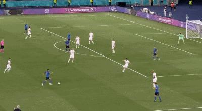 张晓彬《超球出击》撩妹教学！青年演员张征今晚做客直播间