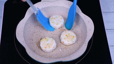 宝宝挑食不吃辅食就吃奶粉,挑食不长肉宝宝辅食