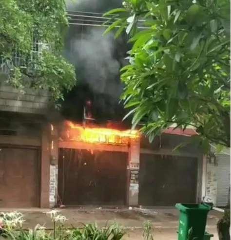 自建房火灾救援现场常见现象,民房自建房火灾扑救注意事项