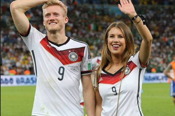 足坛十大情侣,盘点十大热门情侣