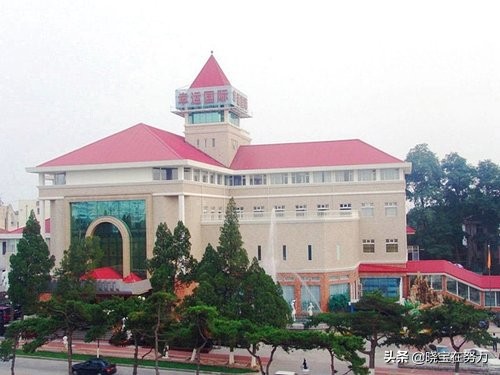 秦皇岛市十大高档酒店,秦皇岛市四星级酒店有哪些