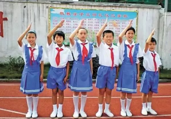 采访72岁年轻人,8090后的真实童年生活