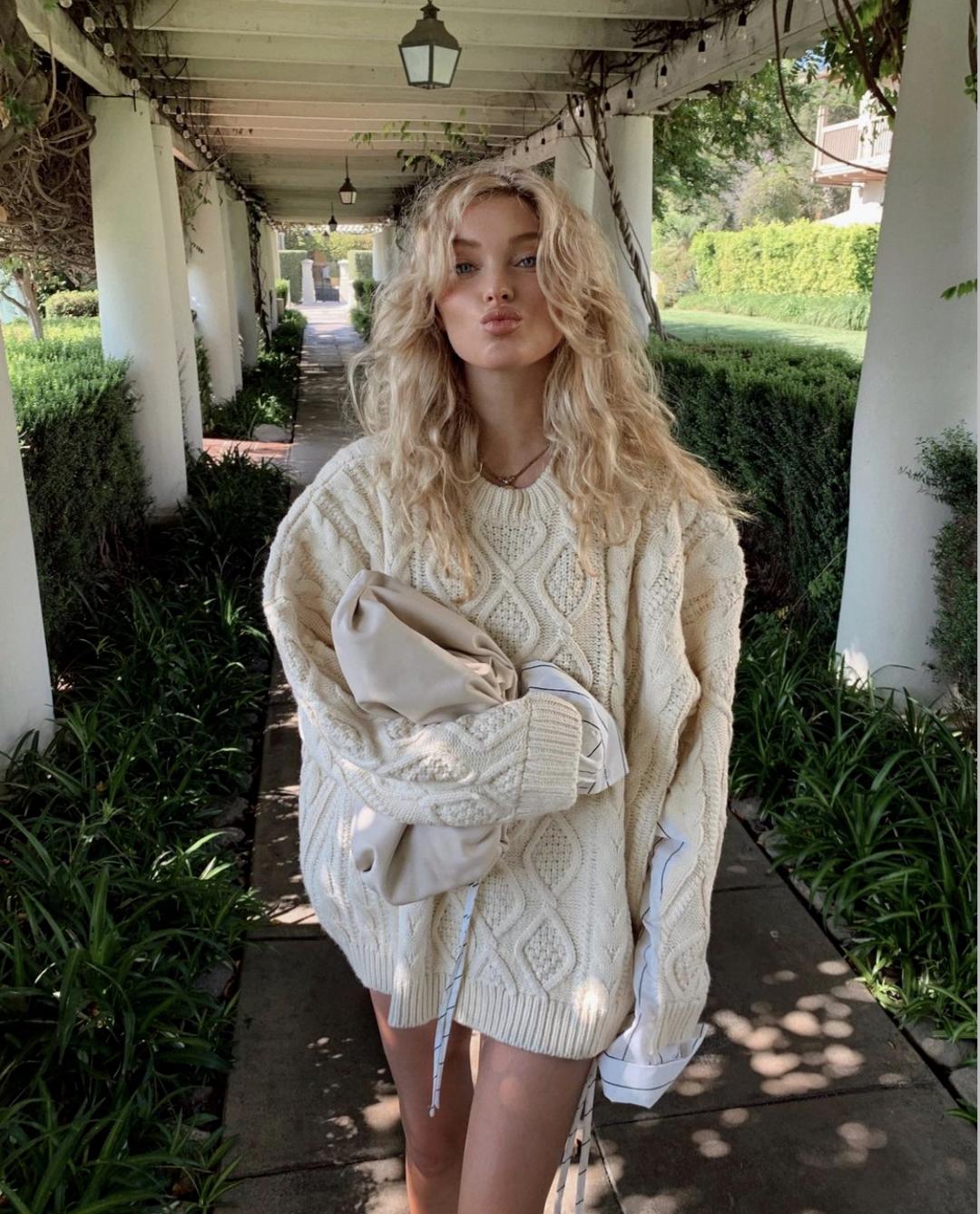 再不穿这3种花样毛衣，有点说不过去了吧？