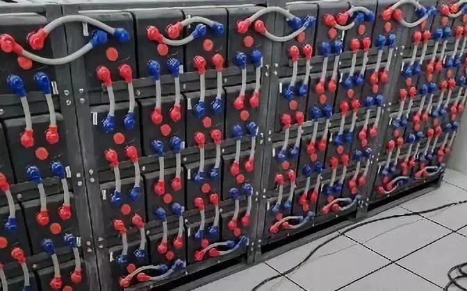 蓄电池发生故障,矿用蓄电池电机车故障处理