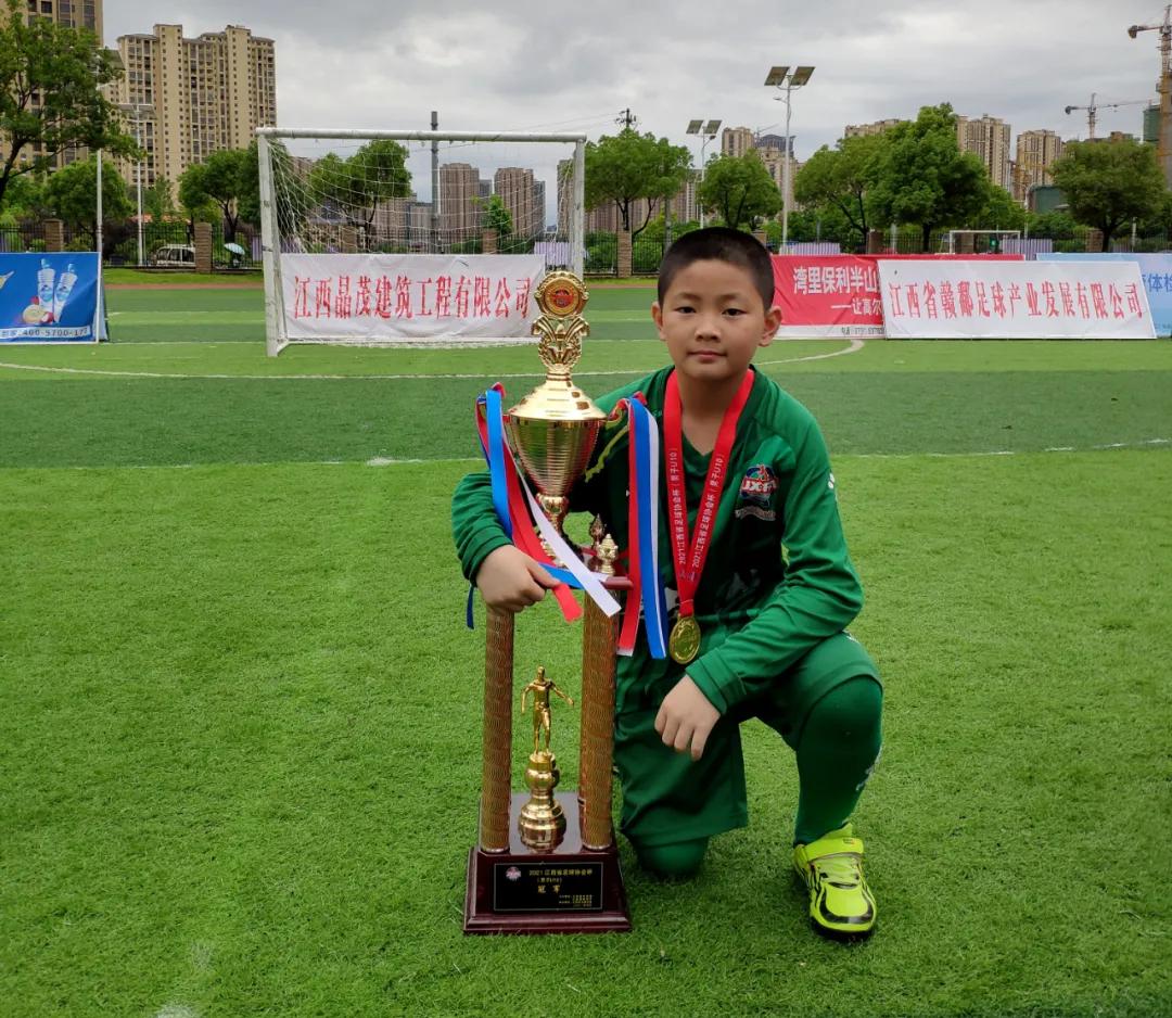 李威宇获全运会入场券,李威宇蝉联全国冠军