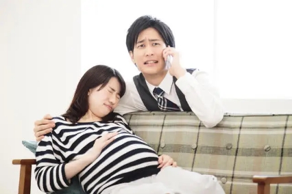 34岁宝妈生了七个孩子,34岁宝妈生娃上瘾9年连生7娃