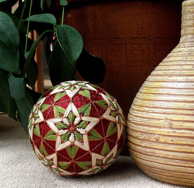 红底樱花手鞠球编织视频,大唐手鞠球编织教程