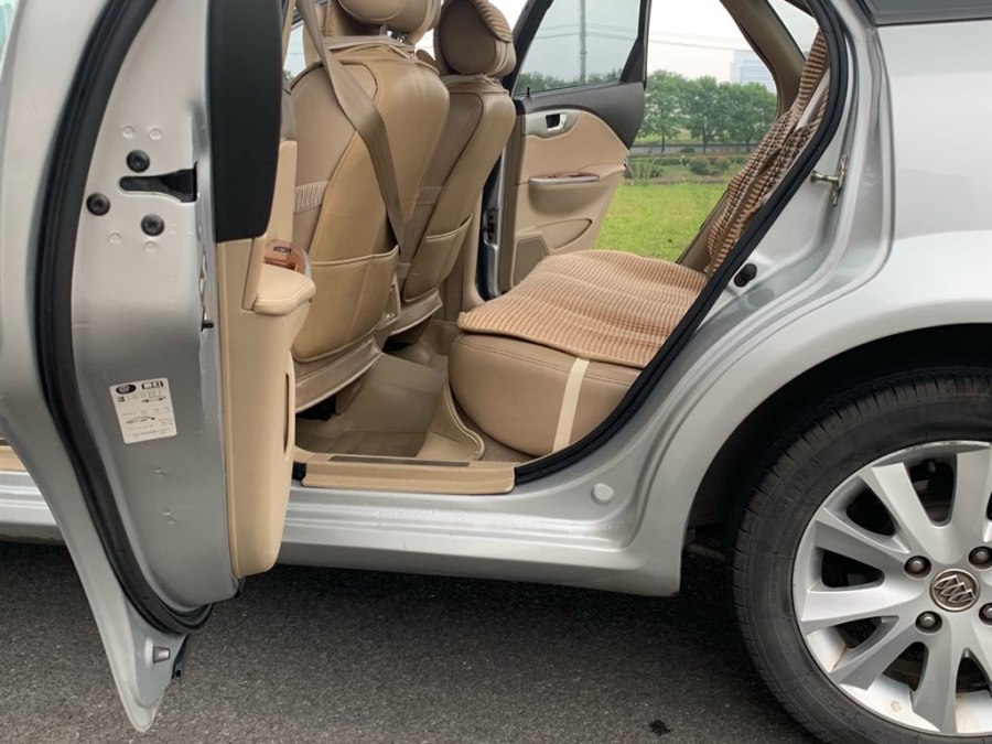 二手车推荐3万到5万别克凯越,出售2011年二手别克凯越