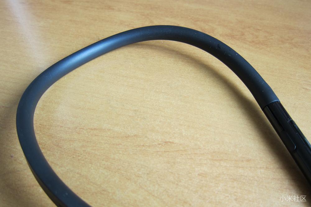 小米蓝牙项圈耳机青春版值得买吗,小米蓝牙项圈耳机青春版与普通版