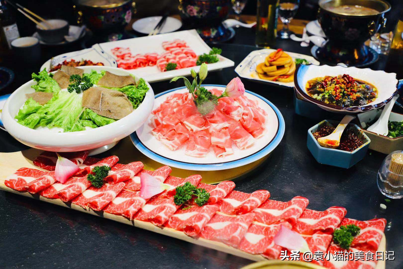 西安人终于爱上铜锅涮，清淡美味关键健康，疫情之后必定会更火