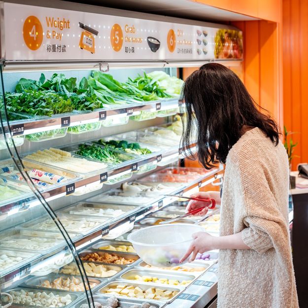 麻辣烫杨国福vs张亮麻辣烫,麻辣烫杨国福还是张亮好