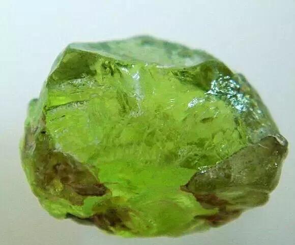 捡到这些石头不要扔真的很值钱,哪些石头价值连城千万别扔