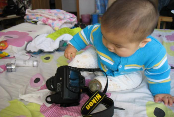 孩子买鞋买正好的还是大一号的,孩子买鞋大一指好吗