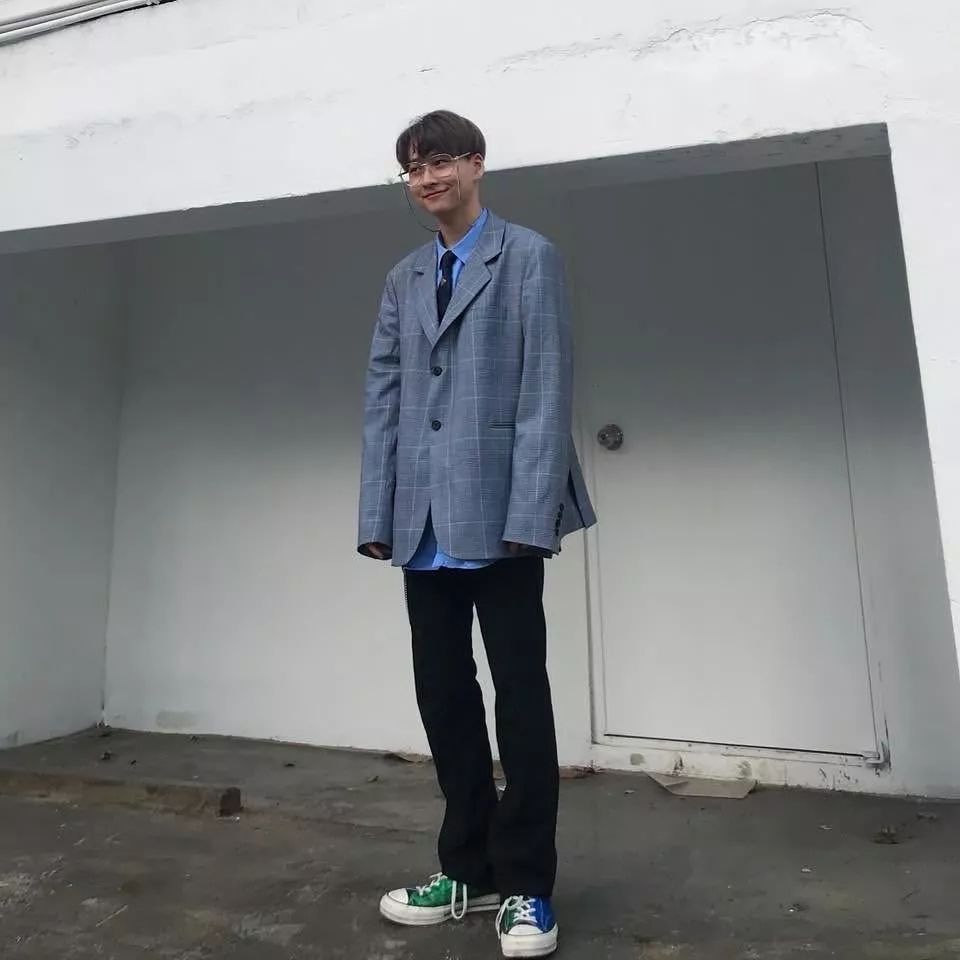 韩系穿搭男女都可穿,韩国ins风穿搭女生高级感