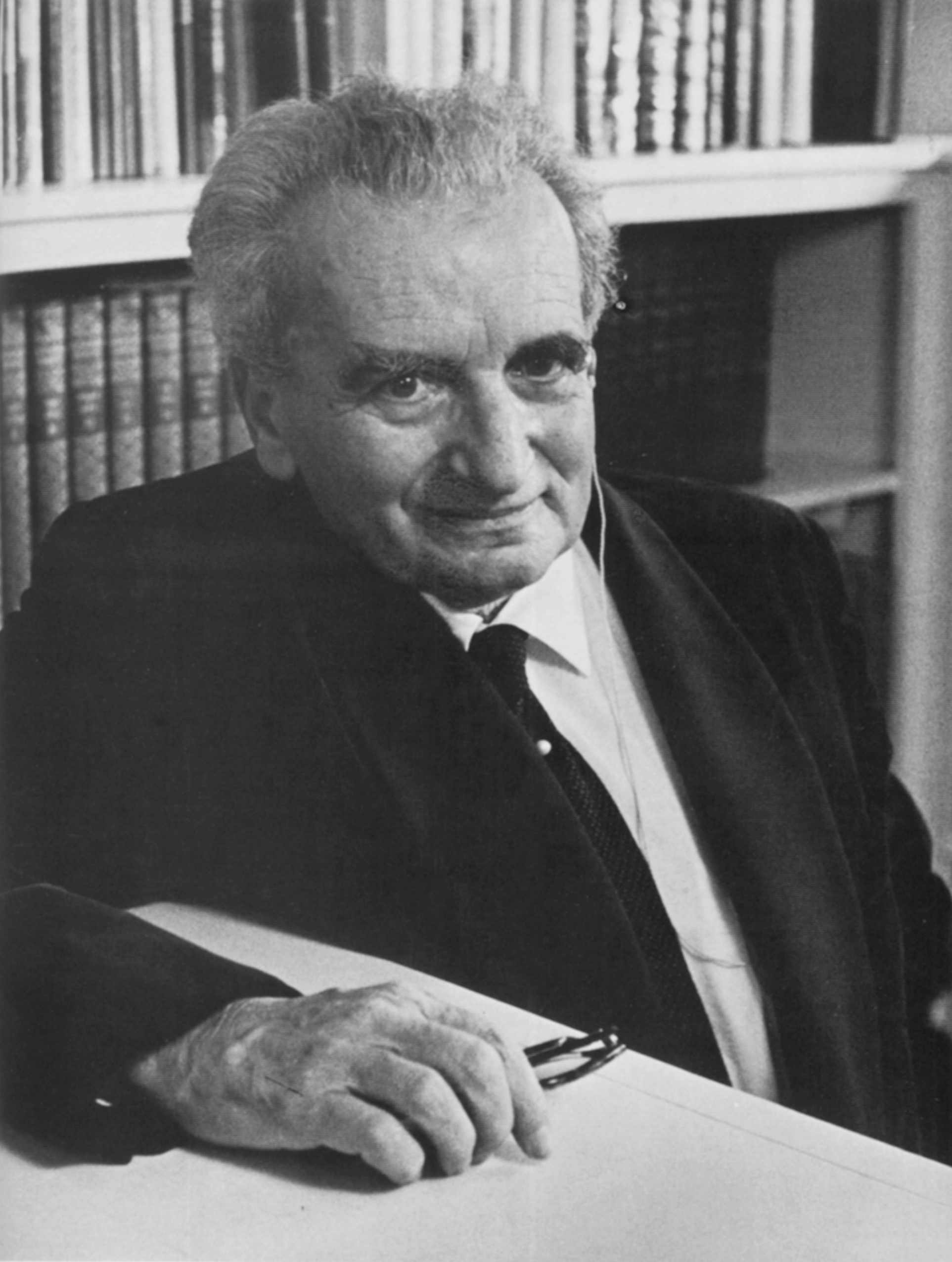 钱学森的个人生活,钱学森出生于一个什么家庭