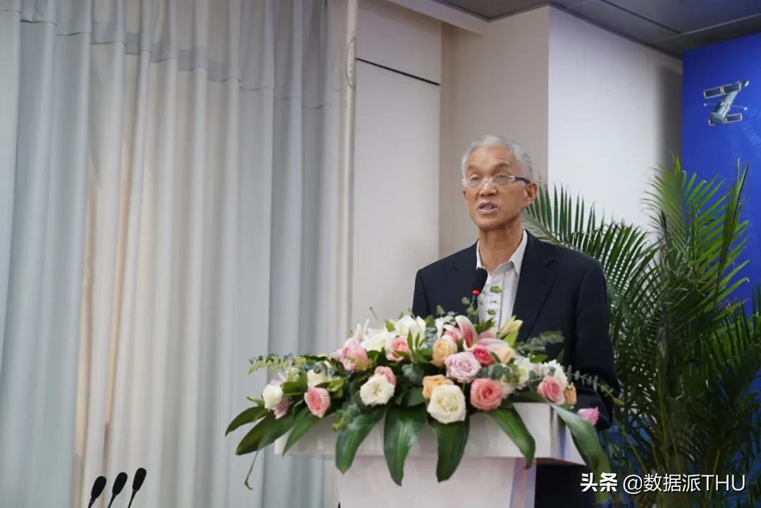 小松与天远科技,天远科技智能头盔