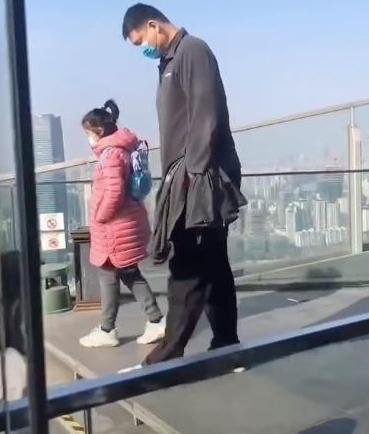 姚明女儿2017身高,姚明女儿最新身高曝光