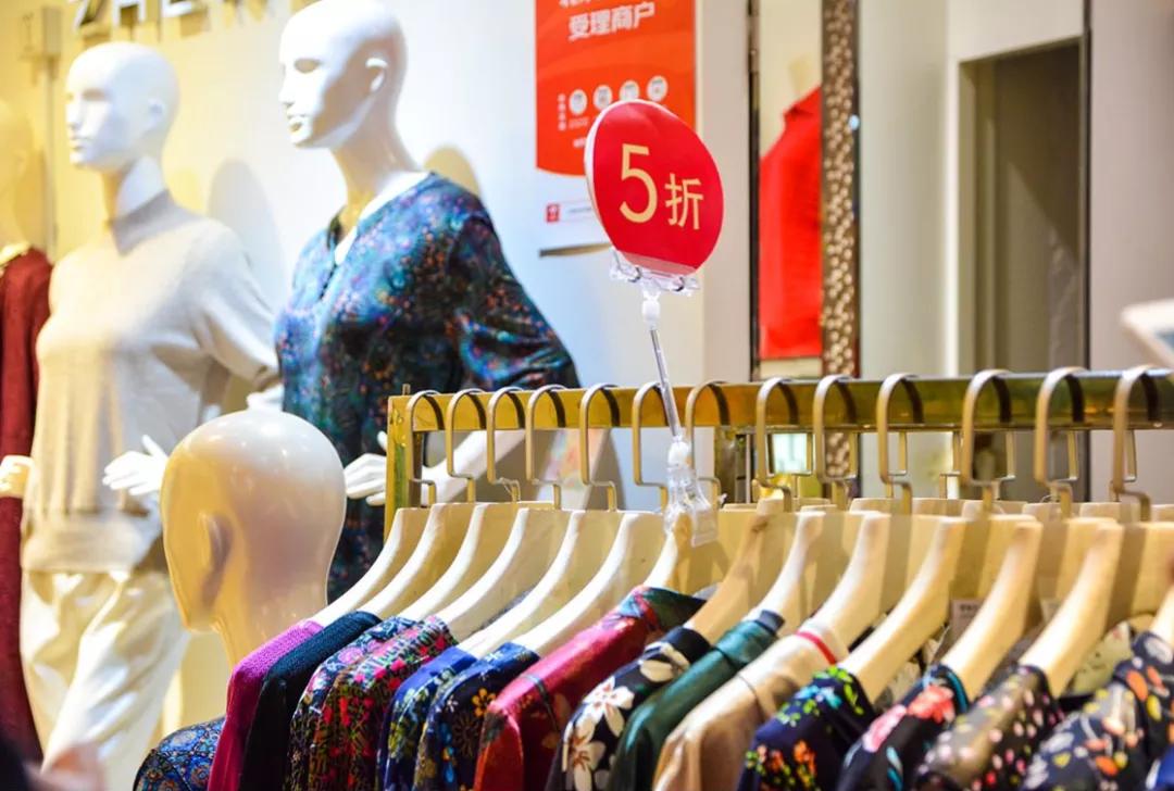 王府井大街东安市场,王府井步行街东安市场