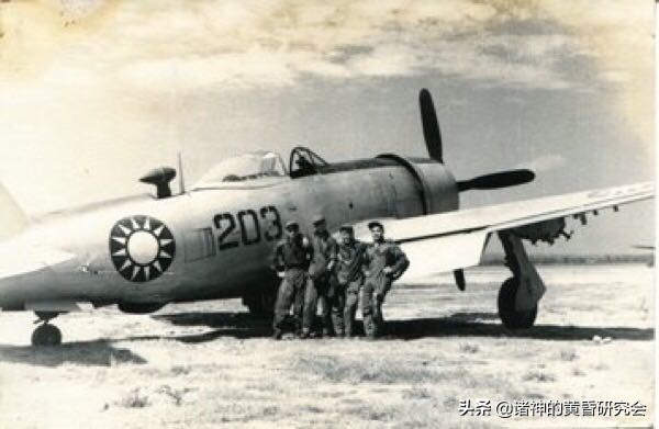 p47闪电式战斗机,国民党空军p45战斗机