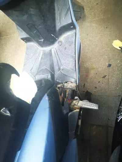 10岁男孩高空抛下灭火器砸中邻居,灭火器高空扔下致使邻居死亡