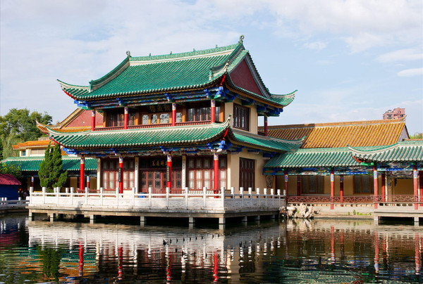 去丽江旅游攻略多少钱,去丽江玩最便宜要花多少钱