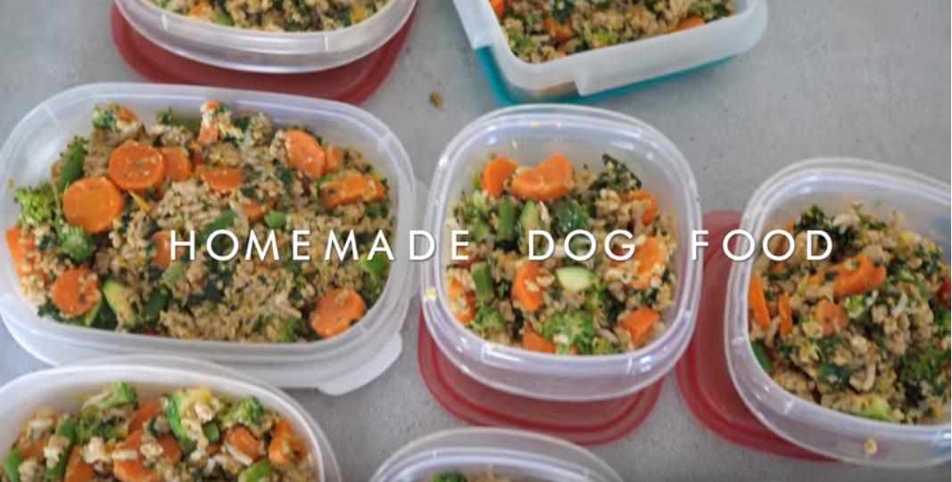 让狗狗便便黑又亮自制狗粮秘诀,自制狗狗去泪痕狗粮