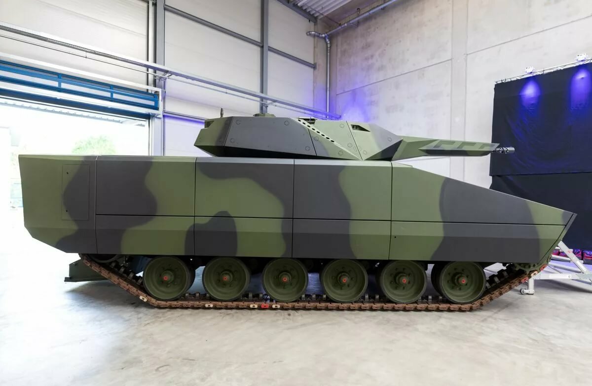 世界上防护能力最强的装甲车,最新山猫kf41步兵战车