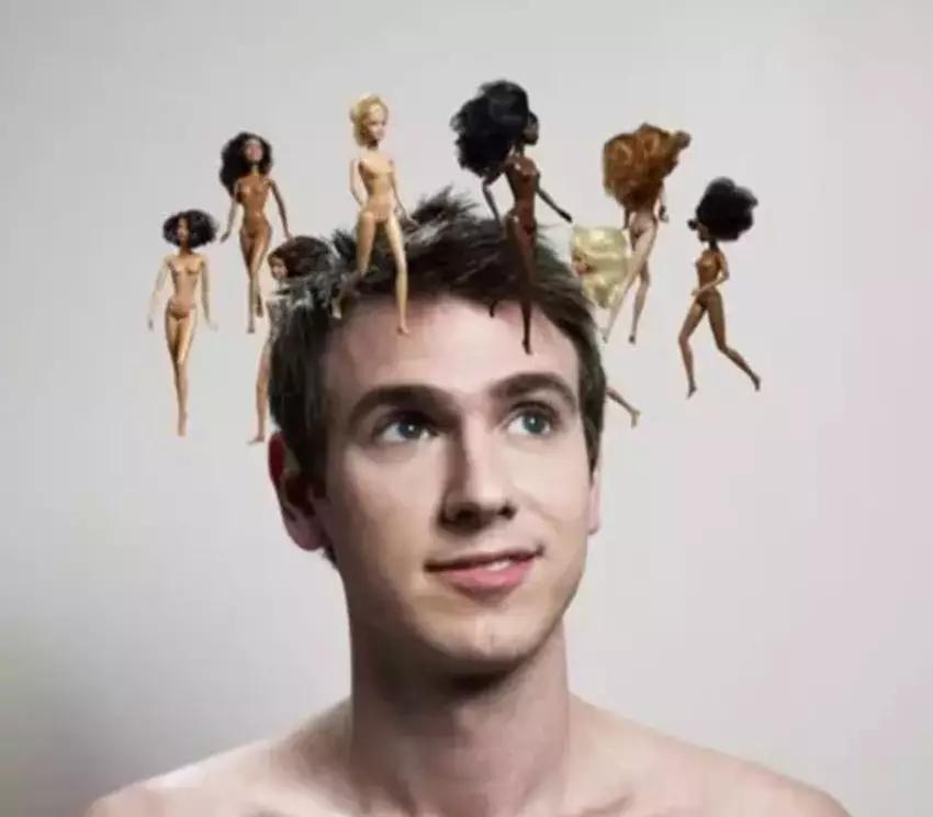 为什么有女朋友了还会出去玩,为啥有女朋友还打游戏