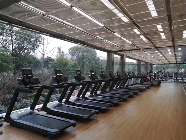 跑步机锻炼的正确方法,跑步机健身方法视频教程