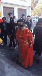 搞笑gif一看就是聪明人,搞笑gif趣图果然是亲生的笑死我了