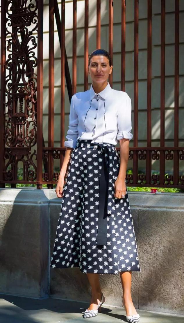 矮个子女生如何穿起来显腿长,小个子女生怎么将长裙穿出高级感