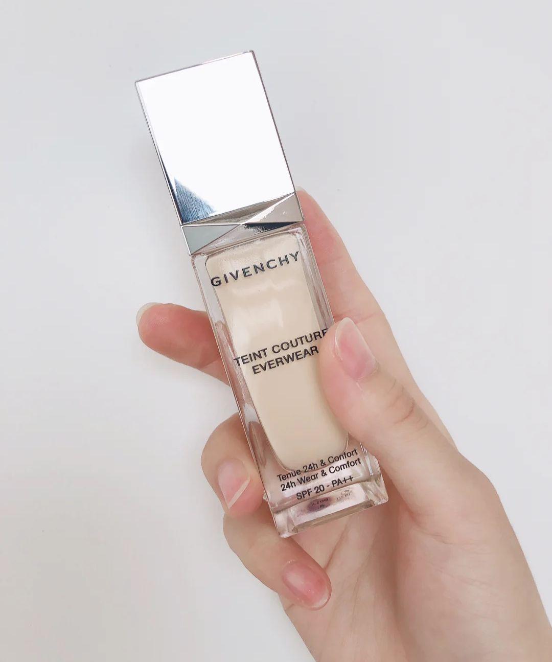 兰蔻持久清透粉底液适合皮肤,美宝莲轻亲粉底液w10和兰蔻b01