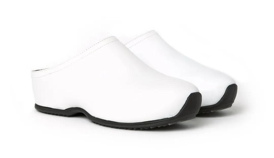 「每周联名X讯」众人骂丑，价格却直逼倒钩的鞋究竟长什么样？