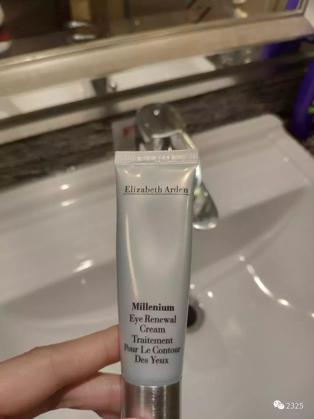 伊丽莎白雅顿银级,伊丽莎白雅顿银级三件套好用吗