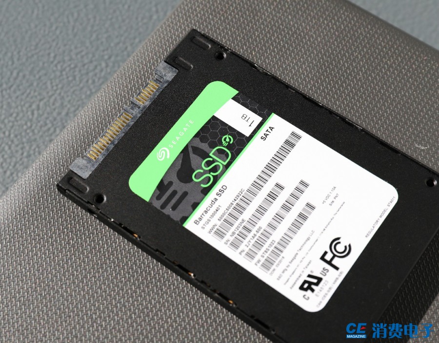 希捷新酷鱼2t固态硬盘评测,希捷酷鱼与长江移动固态硬盘对比