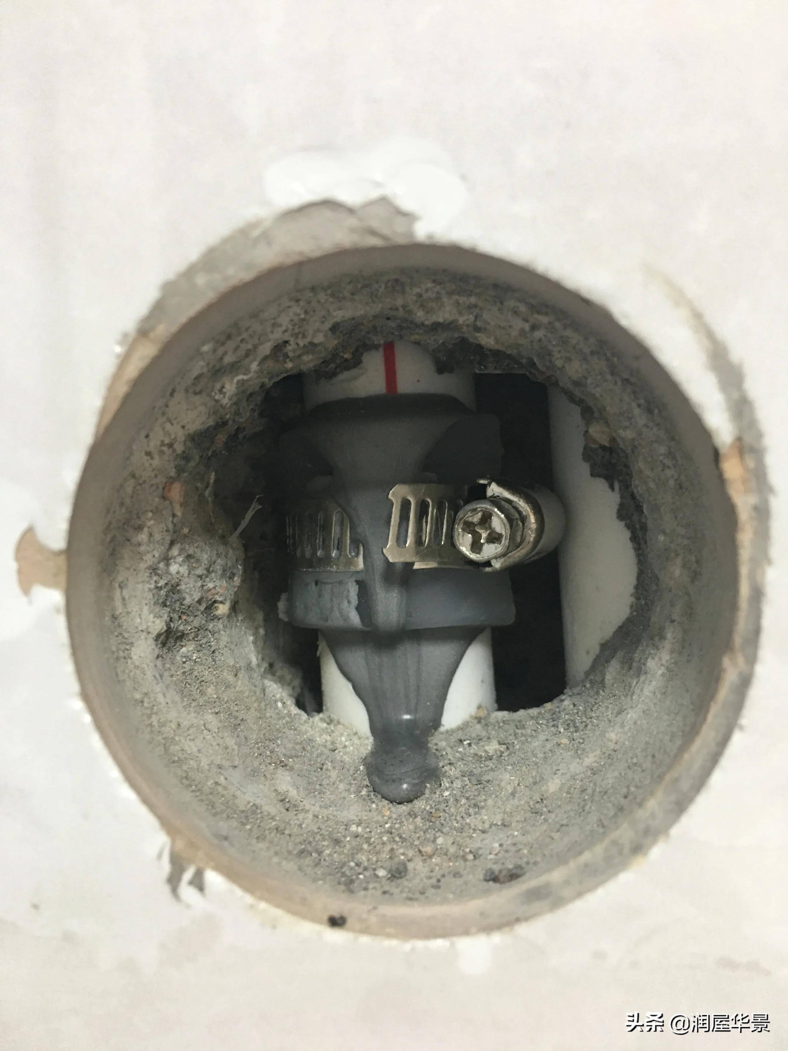 水管穿墙怎么堵漏,预埋水管钻穿怎么修补