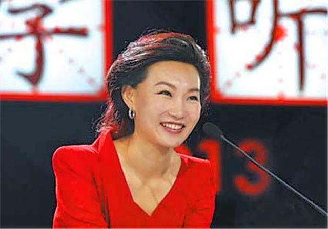 央视主持人李梓萌的父亲叫什么名,央视主持人李梓萌年龄