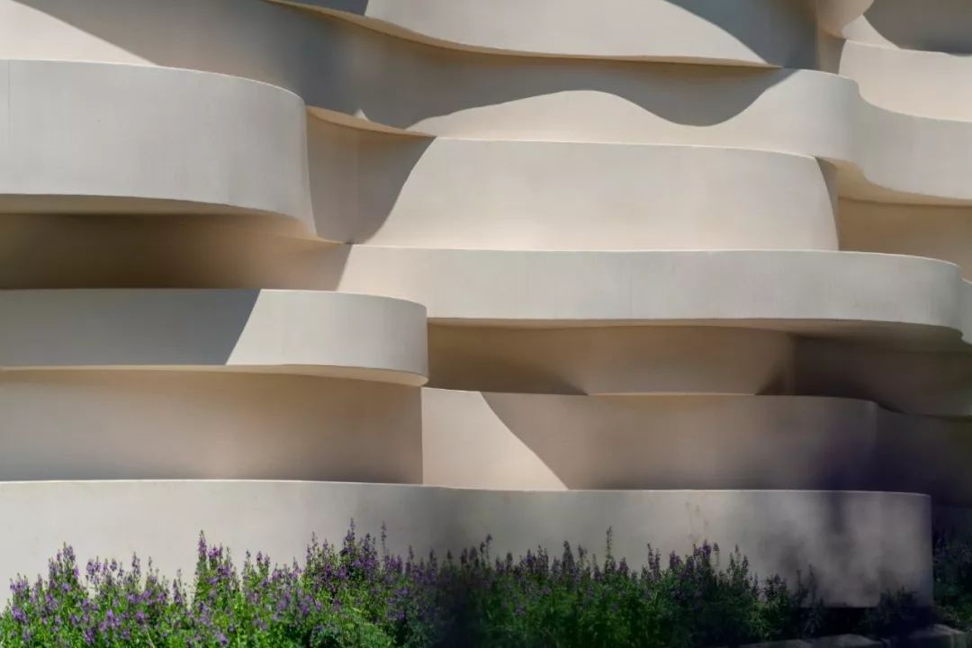 于山城邂逅一场摩登浪漫|重庆中海·天钻