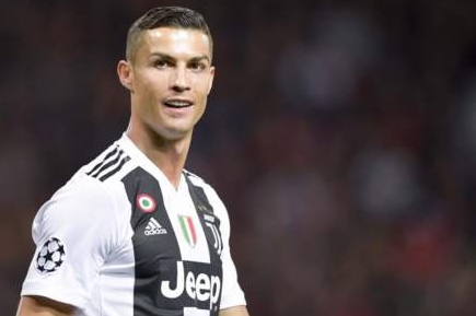 c罗有多少跑车,C罗6000万欧买新飞机