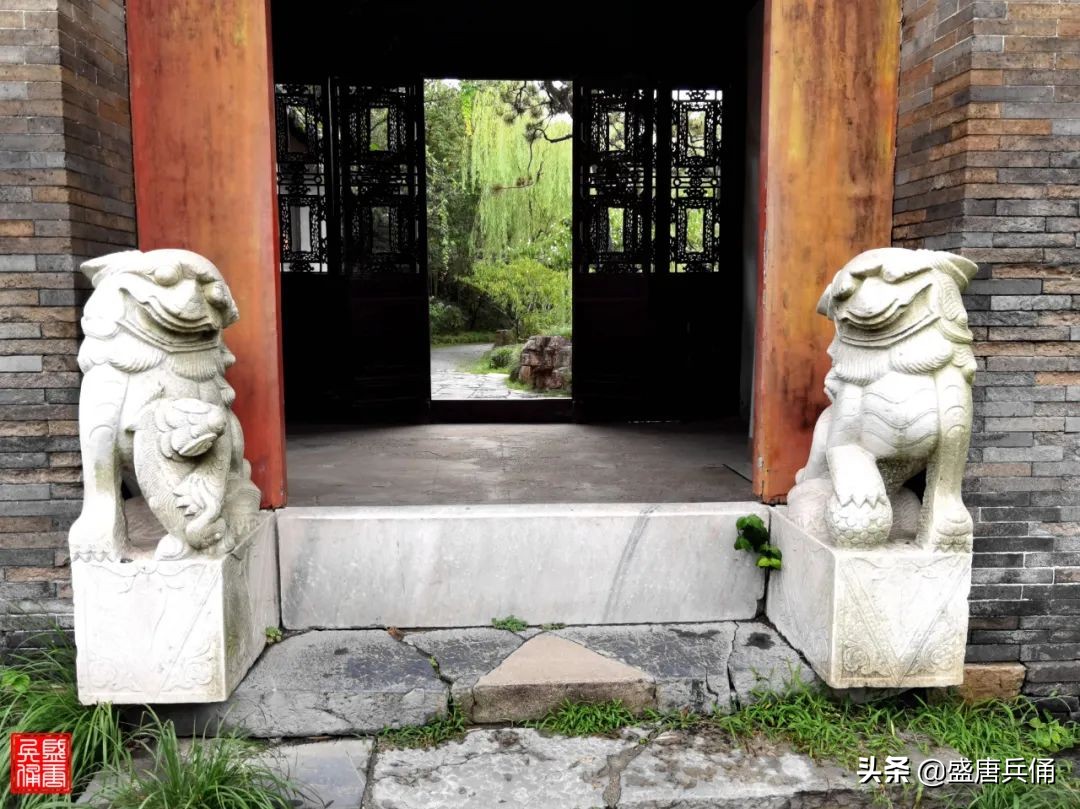 扬州｜垂杨不断接残芜，雁齿红桥俨画图