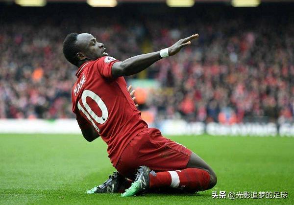 马内正在成为足球最好的边锋,足坛十大神锋马内