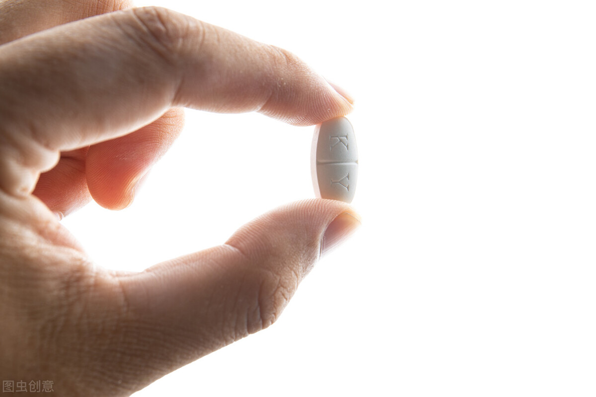 非那雄胺片1mg治疗脱发副作用大吗,非那雄胺治脱发能长期使用吗