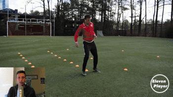 足球整体快速反击战术训练,足球训练变向训练教案